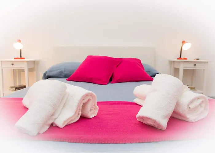 Leone X Genova Affittacamere